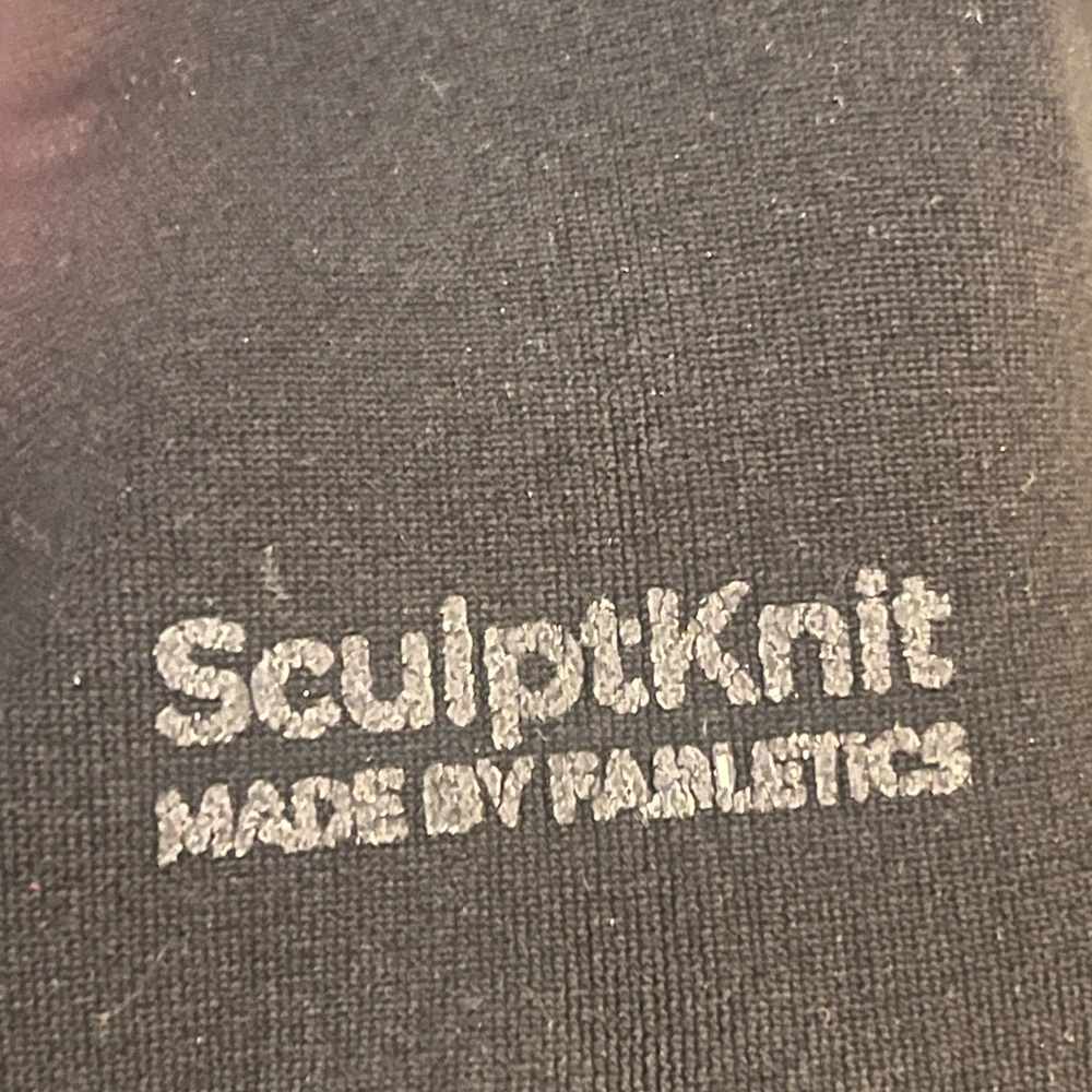 Sculptknit by Fabletics. Size unknown, see measurements below. GUC - Picture 4 of 5